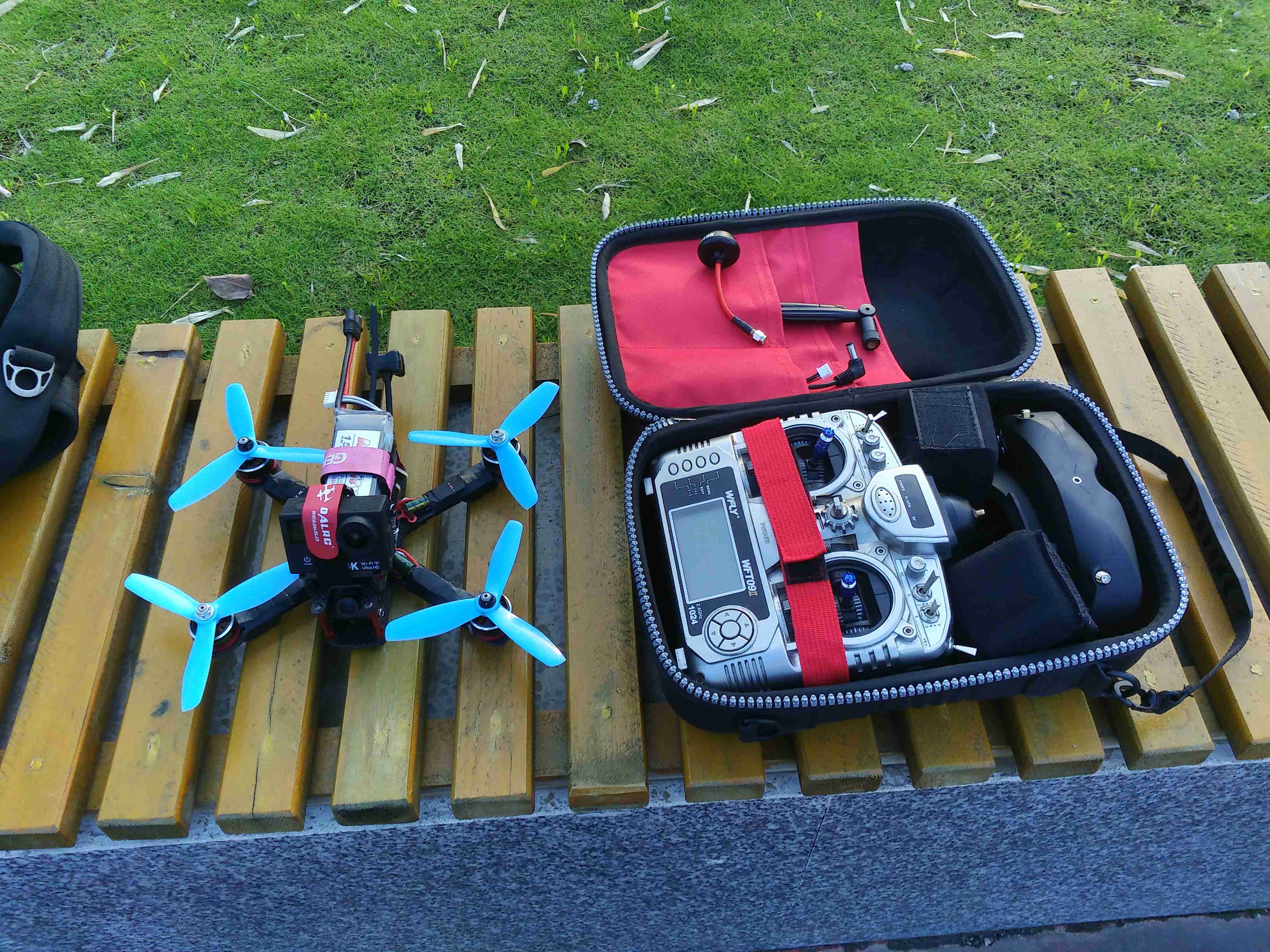 The Passion of FPV Freestyle 电池,飞控,电调,电机,FPV 作者:LShang 7935 
