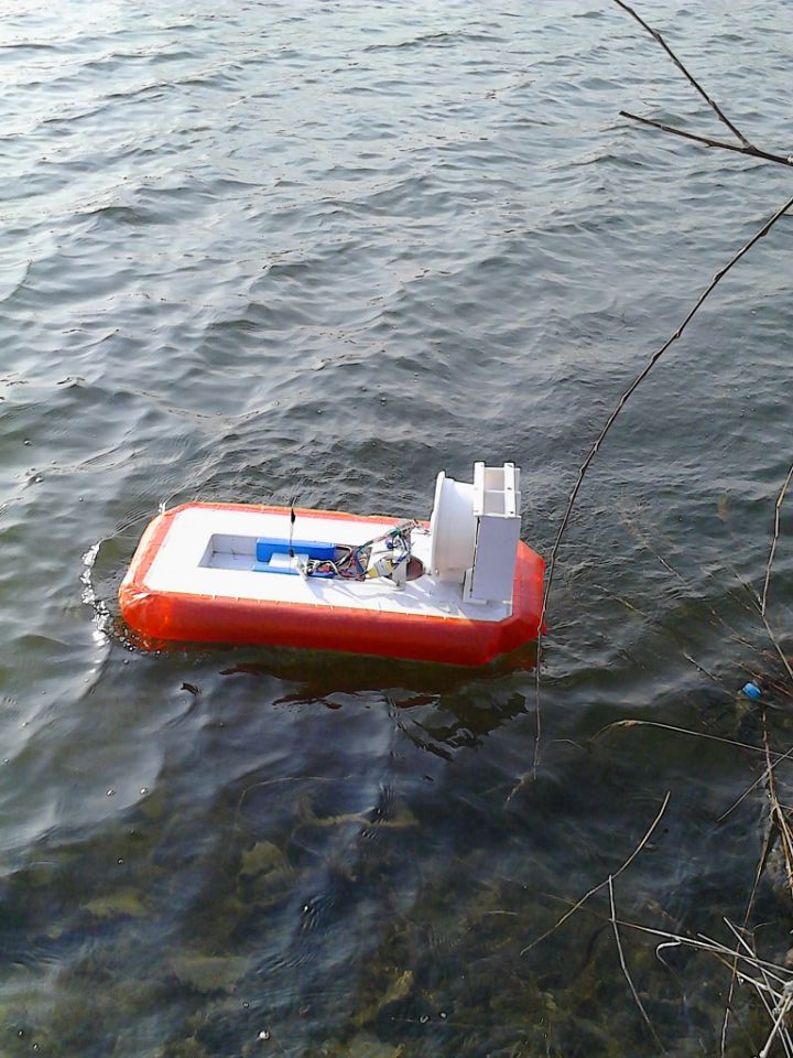 气垫船终于下水了 电池,电机,气垫船像什么 作者:爱笑的眼睛 7040 