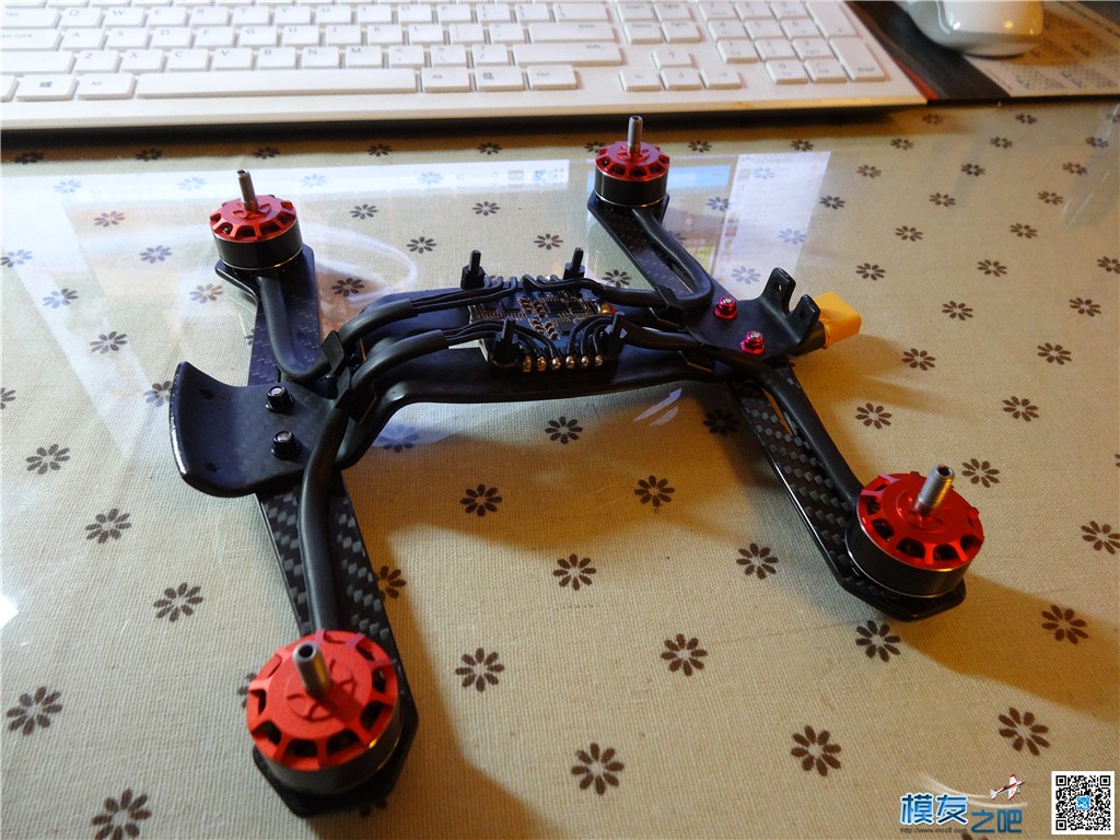 Sparrow Knight R220-FPV Racing Drone 天线,图传,飞控,电调,电机 作者:zzqlittle1980 6240 