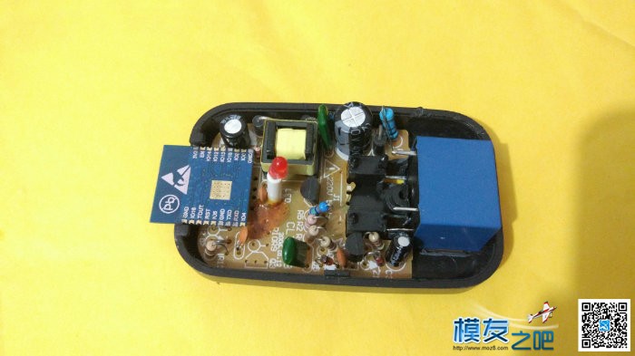 温柔改手机充电器为WIFI智能开关 WIFI开关第二炮 充电器,天线,DIY,电容,PCB 作者:郝峰 389 