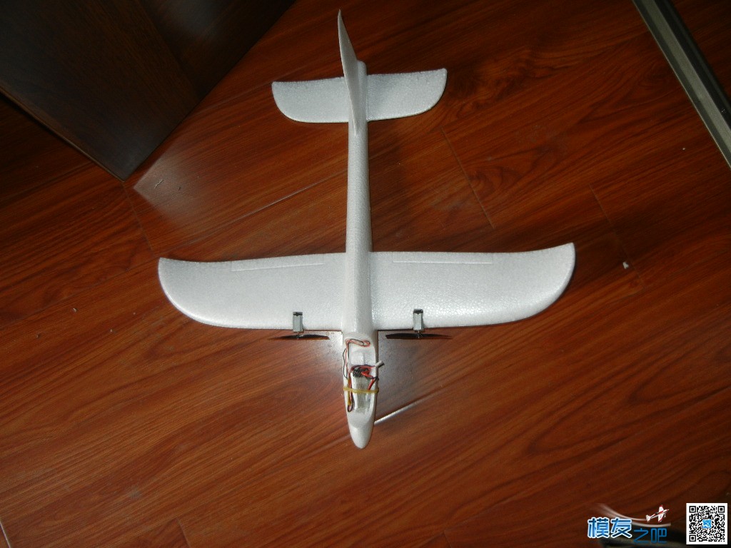 手抛48cm EPP滑翔机，改无舵遥控 滑翔机 作者:payne.pan 4284 