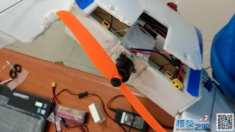 FT spear飞翼搭载RTW飞行 电池,图传,飞控,电调,电机 作者:飞越天际线 9449 