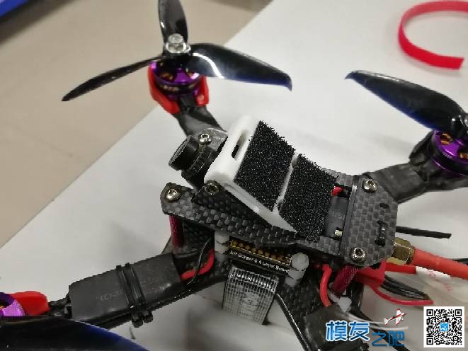 经典机架QAV210X的3d打印相机座 穿越机,3D打印,机架,无从下手,摄像机 作者:小丑人生 2321 