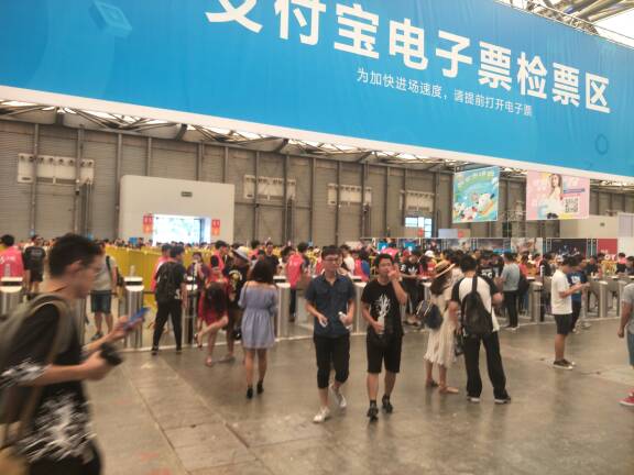 2018chinajoy上海国际展览中心 穿越机,模型,机器人,富斯,模拟器 作者:天山一棵松 2277 