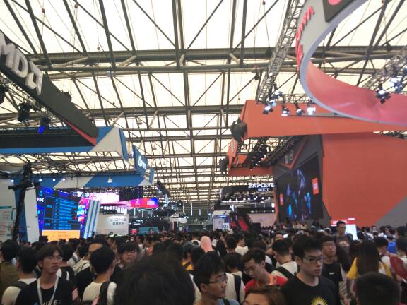 2018chinajoy上海国际展览中心 穿越机,模型,机器人,富斯,模拟器 作者:天山一棵松 4456 