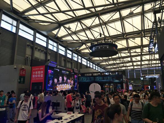 2018chinajoy上海国际展览中心 穿越机,模型,机器人,富斯,模拟器 作者:天山一棵松 3904 