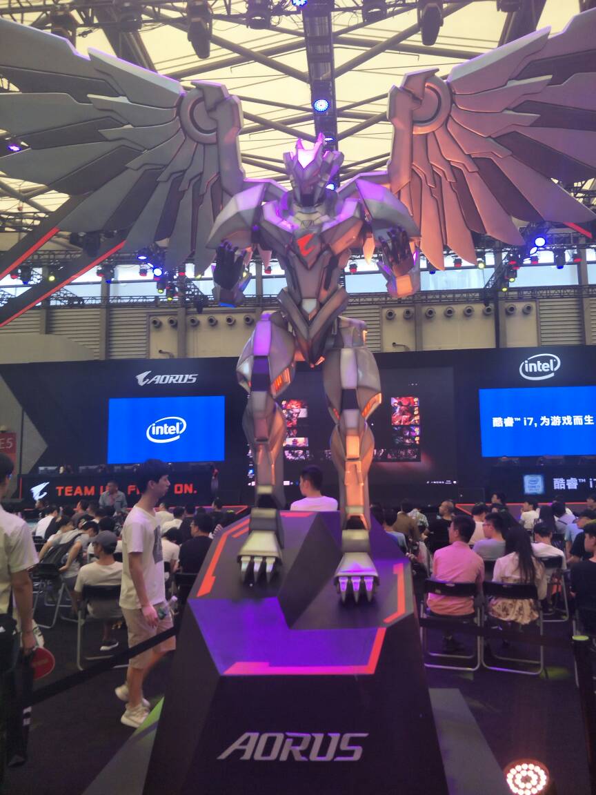 2018chinajoy上海国际展览中心 穿越机,模型,机器人,富斯,模拟器 作者:天山一棵松 9646 