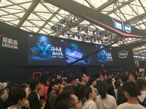 2018chinajoy上海国际展览中心 穿越机,模型,机器人,富斯,模拟器 作者:天山一棵松 4383 