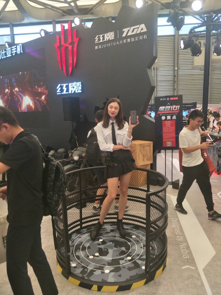 2018chinajoy上海国际展览中心 穿越机,模型,机器人,富斯,模拟器 作者:天山一棵松 8348 