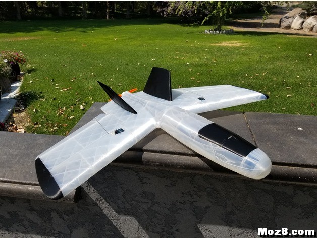 全3D打印前掠翼飞翼 好飞好抛有视频 3D打印,飞翼,碳纤维3D打印 作者:lancer 8385 
