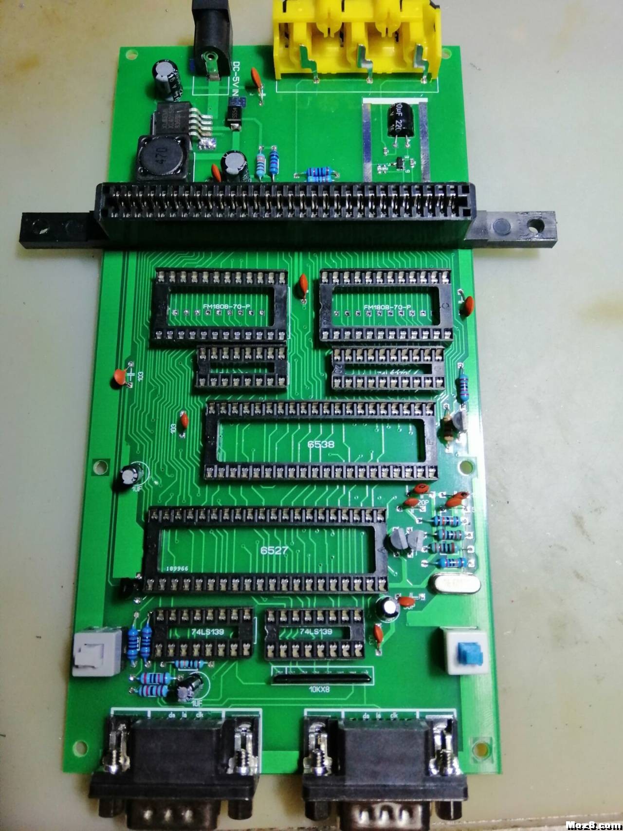 怀念红白游戏机，所以动手自己做了一台！ DIY,app,PCB,server,我不知道 作者:server 8594 