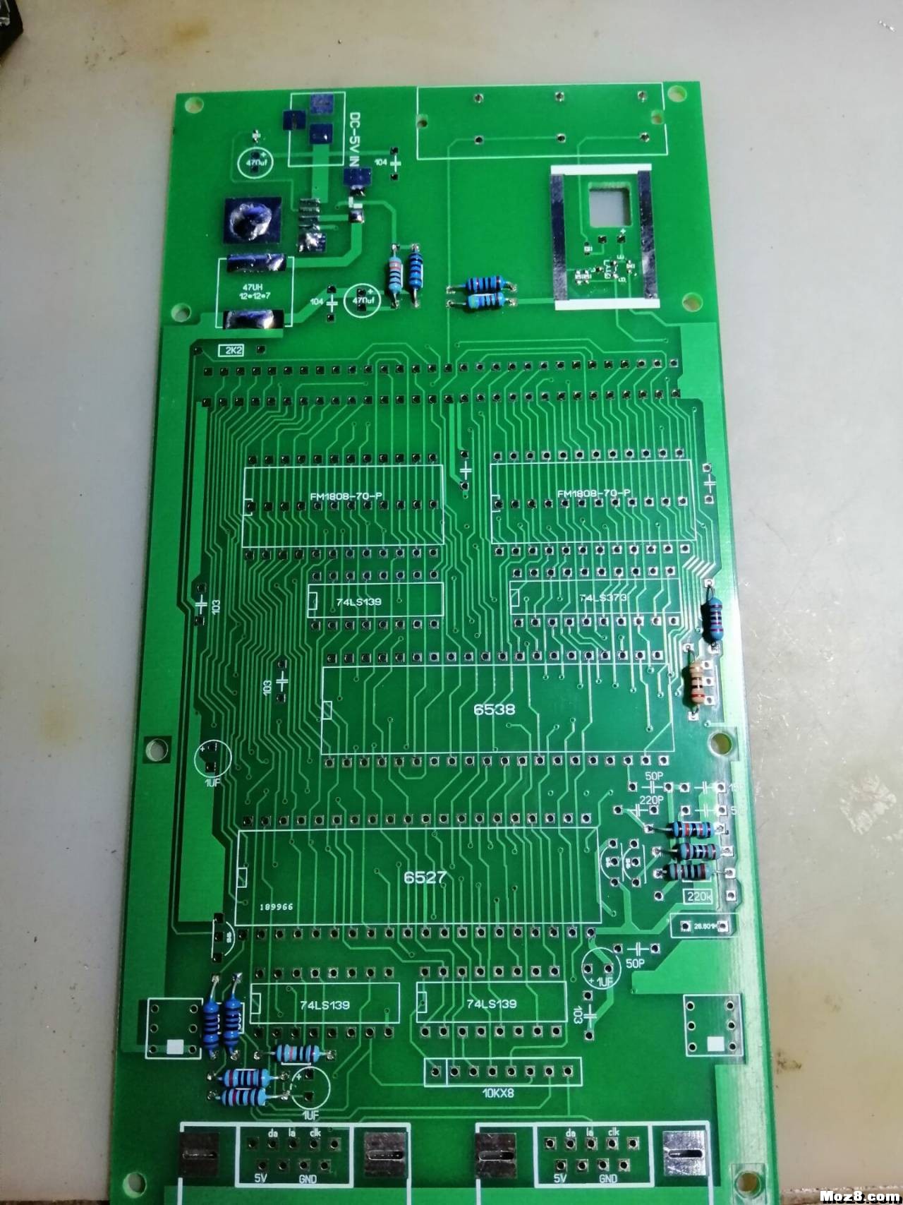 怀念红白游戏机，所以动手自己做了一台！ DIY,app,PCB,server,我不知道 作者:server 9574 