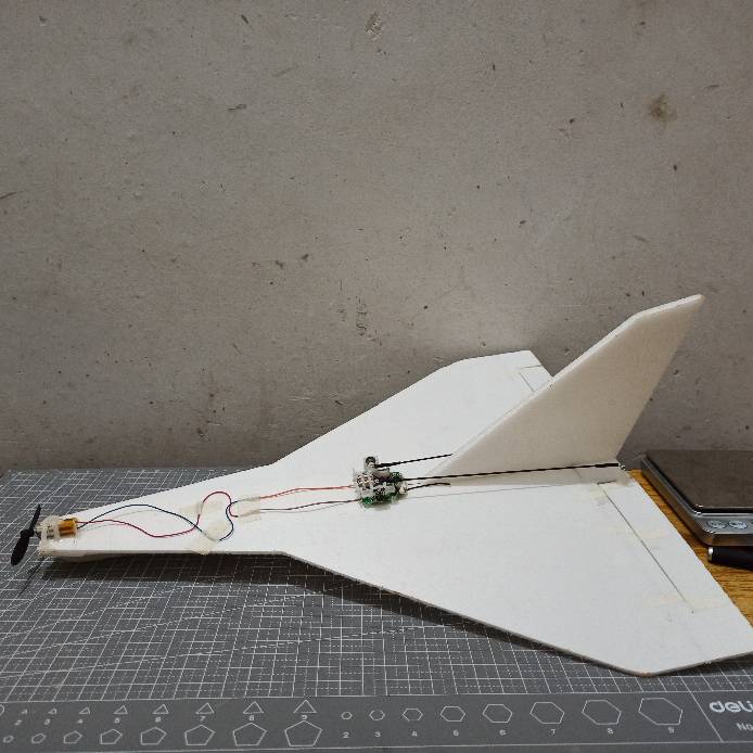 PM.第一次造的三角翼小飞机，制作简单（附图纸） 双三角翼飞机,飞机副翼,三翼飞机 作者:pmzdc 3067 