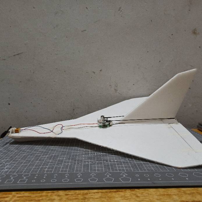 PM.第一次造的三角翼小飞机，制作简单（附图纸） 双三角翼飞机,飞机副翼,三翼飞机 作者:pmzdc 4783 