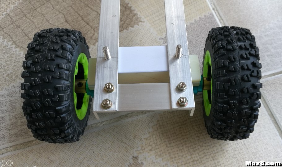 改制惯性玩具自卸车为遥控车 电池,舵机,电机,图纸,接收机 作者:xuebj 7758 