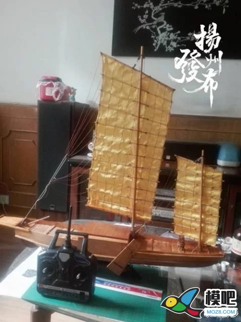 扬州7旬老人痴迷船模62年复制出瓜洲古渡古帆丝网船1347 