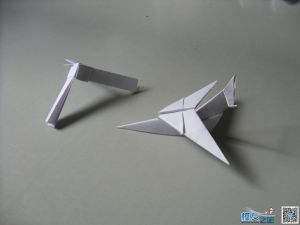 微型电动纸飞机