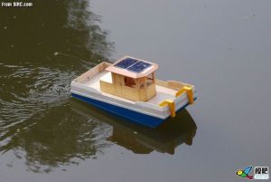 为了救援，做艘斯普林格（SPRINGER)拖船，太阳能的