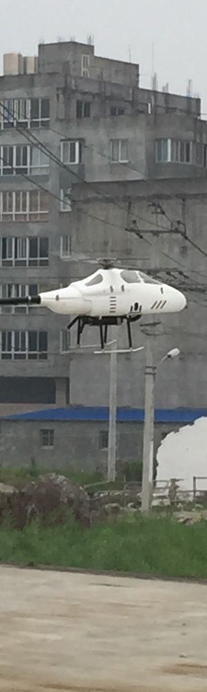 EV-170无人直升机飞行训练