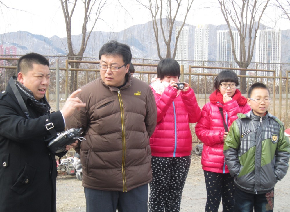 春节活动二（初五八中操场） 操场,春节 作者:admin 2527 