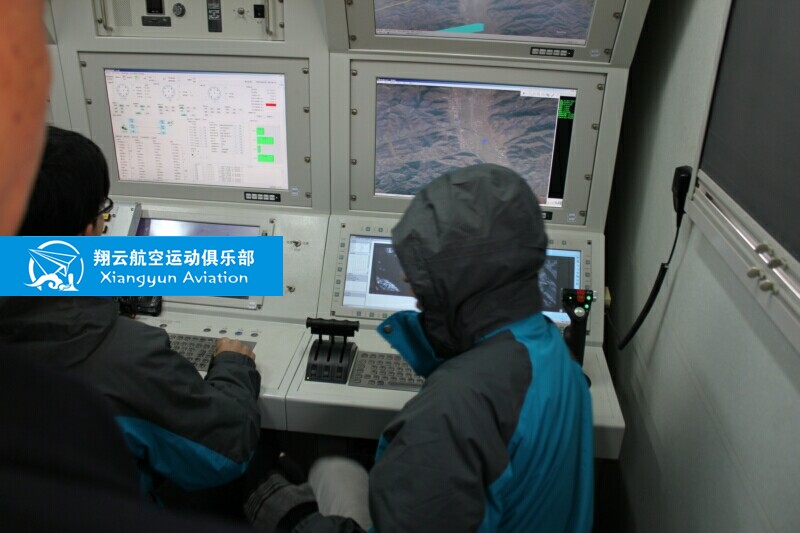 第一次亲密接触真正的无人机 无人机,第一次,第一,一次,亲密 作者:飞天狼 6793 