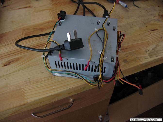 [转]机箱电源 -&gt; 自制 12V 稳压电源的方法 充电器,舵机 作者:高端大气上档次 3868 