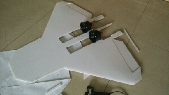 像真F22制作教程    转 舵机,涵道,ae人物抠像教程,立体相册制作 作者:飞天 2559 