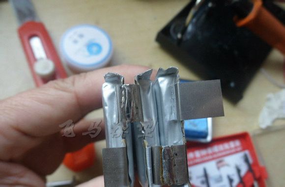 DIY组装电池 电池,DIY 作者:老张的烦恼a 3230 