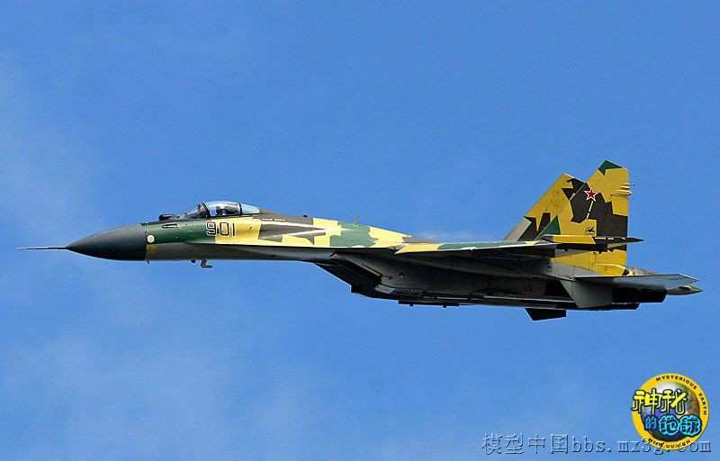 新鲜出炉的半像真SU-35。有视频    转 2020新鲜出炉 作者:飞天 2934 