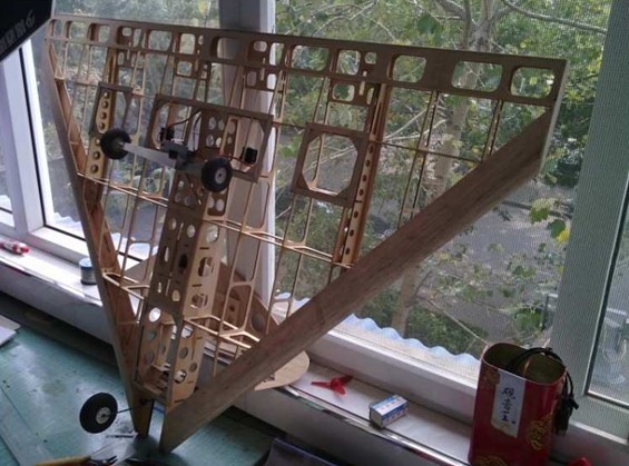 1米轻木三角翼起落架作业 舵机,三角翼,轻木3D飞机,轻木怎么使用,轻木哪里有卖 作者:华德老板 4920 