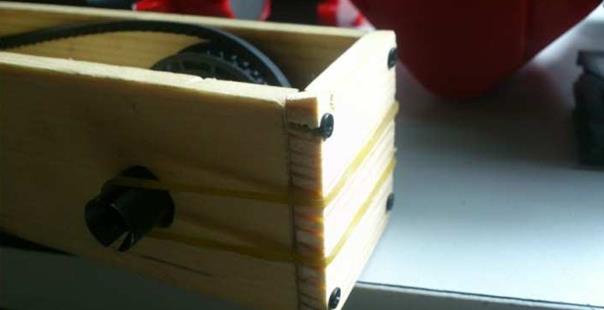 转 白色幽灵    纯手工diy超牛逼装甲车 DIY,brdm2装甲车,JLTV装甲车 作者:飞天 3609 