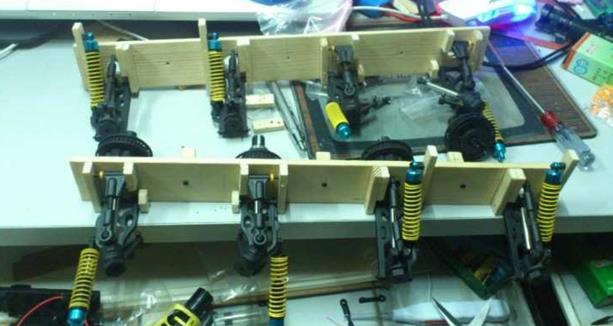 转 白色幽灵    纯手工diy超牛逼装甲车 DIY,brdm2装甲车,JLTV装甲车 作者:飞天 6310 