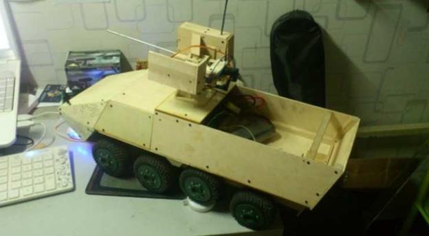 转 白色幽灵    纯手工diy超牛逼装甲车 DIY,brdm2装甲车,JLTV装甲车 作者:飞天 3655 
