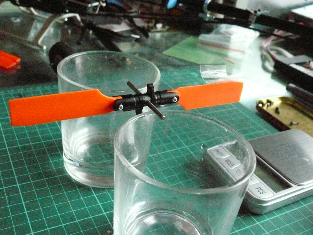 一步一步做好平衡将震动减小到最低 舵机 作者:糍粑 2150 