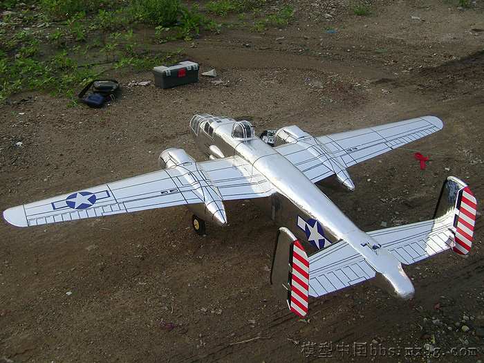 【转马头】大飞机 我的梦－－两米翼展B-25轰炸机模型的廉... 电池,舵机,电调,电机,图纸 作者:twototoo 7025 