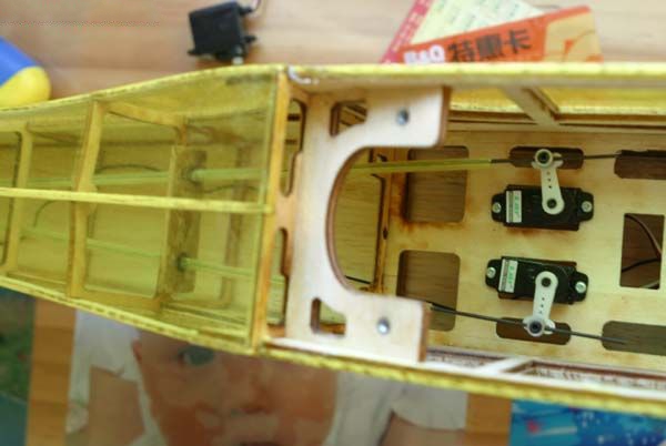 【转WOLFLY】＋＋＋＋老狼的J3又来，附超长安装心得^_^＋＋＋ 舵机,电机,DIY,老狼叫什么名,老狼校园民谣 作者:twototoo 7985 