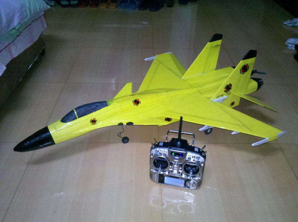 （福安航模）自制DG600玻璃钢滑翔机，增加论坛人气 滑翔机,固定翼滑翔机 作者:xiaoyer 1460 