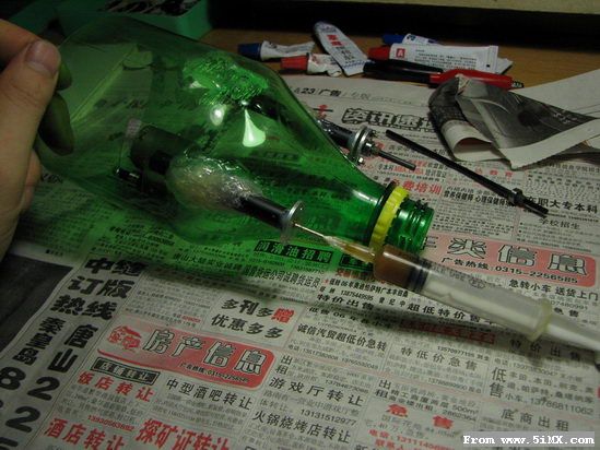 求加精！！！{转qazp}雪碧瓶潜艇全部完成 电池,舵机,接收机,马达 作者:think2fly 3429 