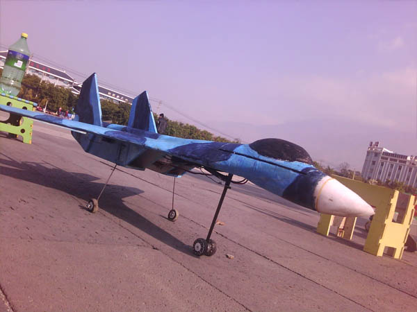上次发的SU27试飞成功，于是搞了个迷彩涂装，拍视频炸了 什么试飞成功 作者:wwh99 845 