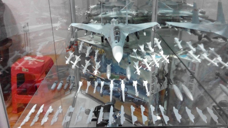 昨天做展示柜卫生，手机随拍 模型,展示柜效果图,卫生纸卫生吗,成品展示柜,货柜展示柜 作者:xiaoyer 8589 