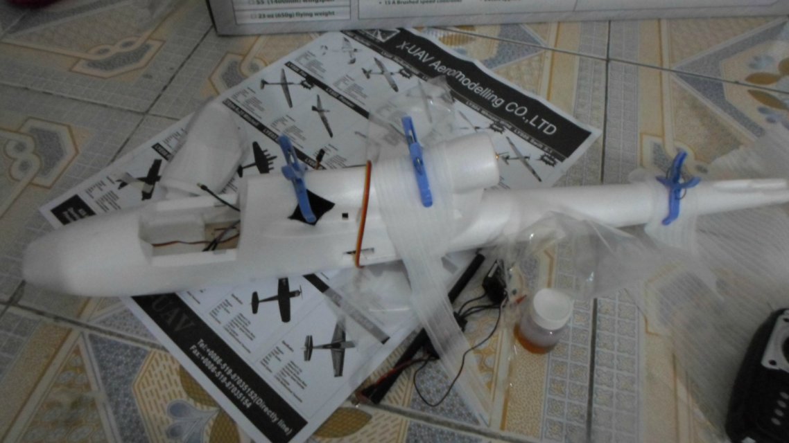 装了架X8,还有老云送的火牛电池。 电池,炸机 作者:傻鸭 8609 