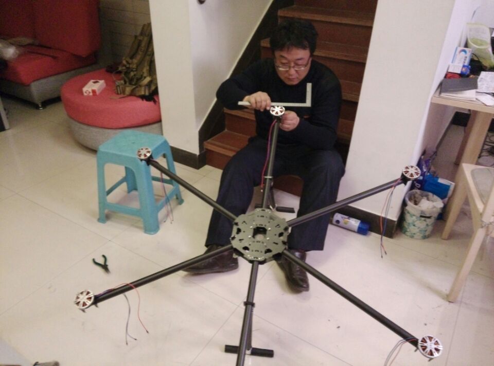 1400mm轴距六轴飞行器安装 飞控,电调,电机,六轴,OSD 作者:俞辰 7153 