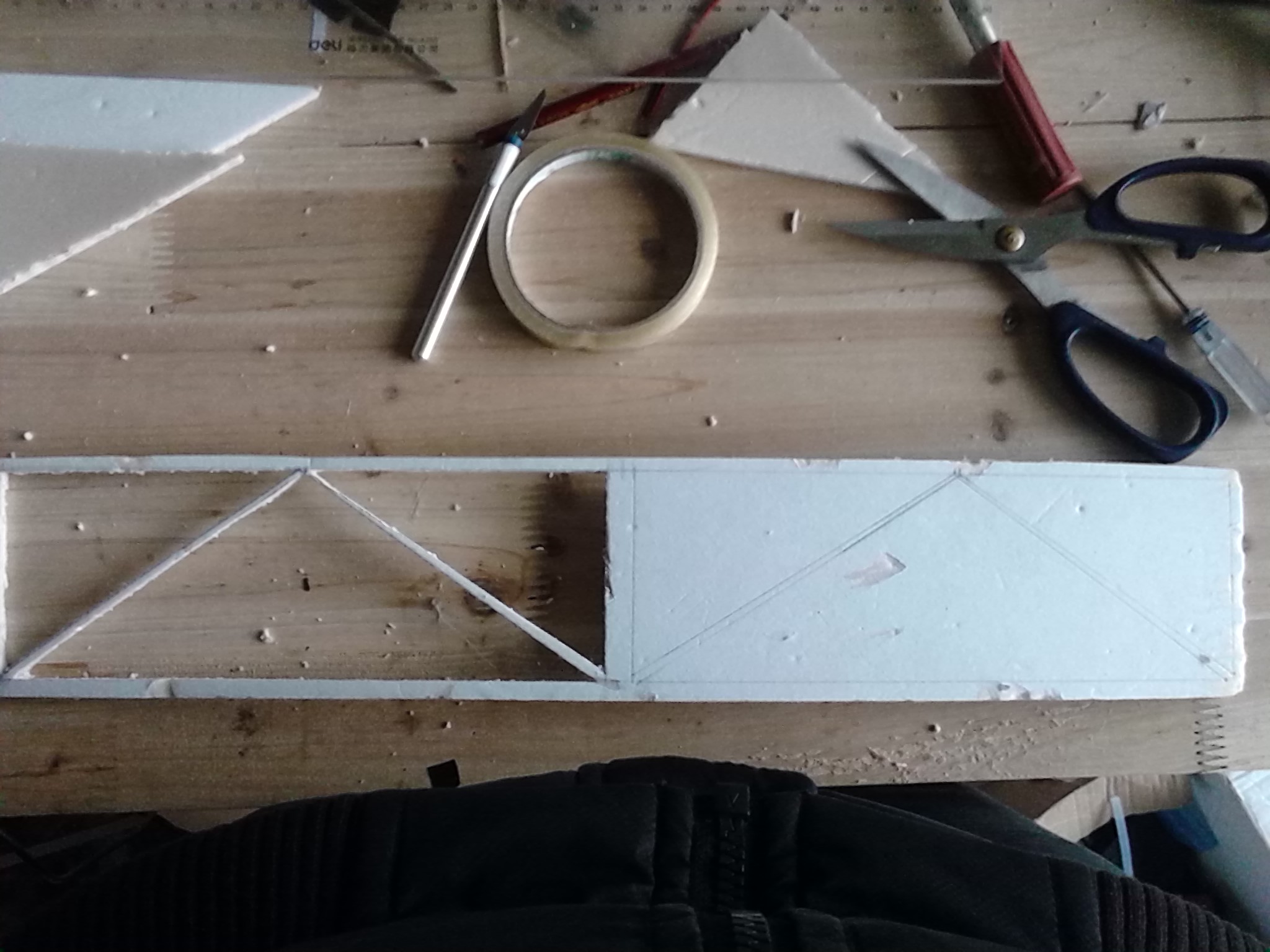趁没事 做个小鸡练练手 新手没经验 欢迎大家拍砖 图纸,DIY,滑翔机,室内机 作者:路小北 9617 