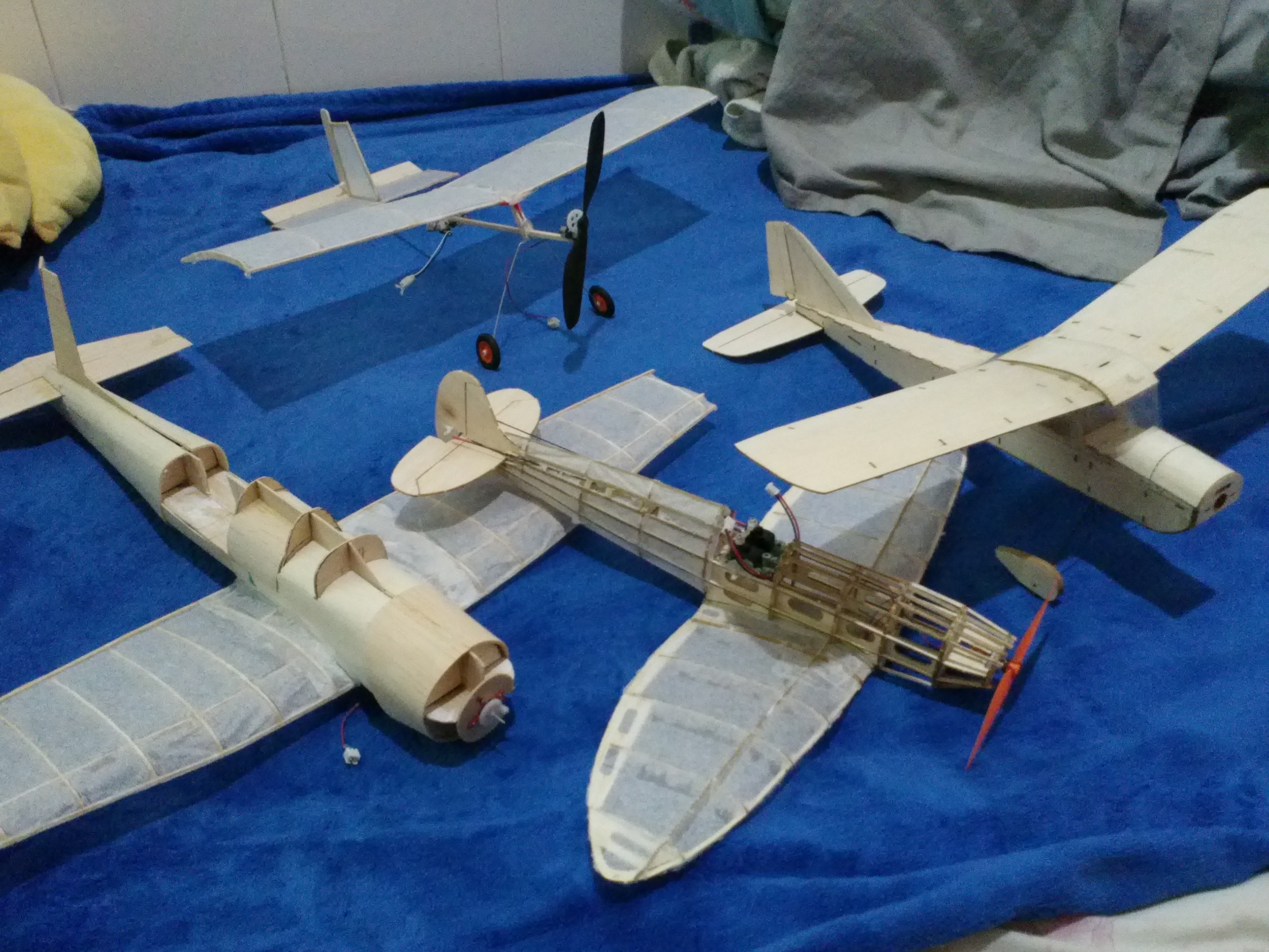 添添小飞机，制作过程，还有自己的小飞机机群，MH370快回来 图纸 作者:飞翔的橡皮筋 8248 