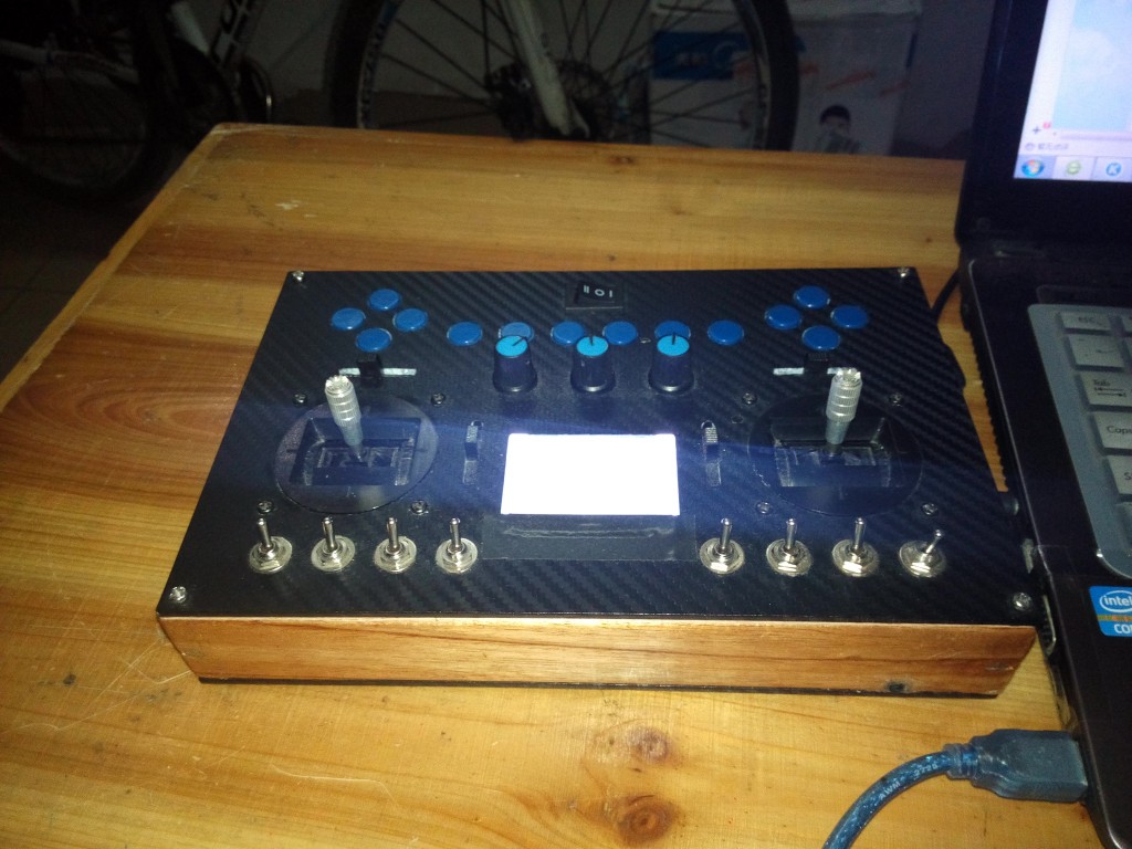 免费为模友做DIY  RE9X遥控 电池,模拟器,接收机,DIY,免费 作者:ER9X遥控 1995 