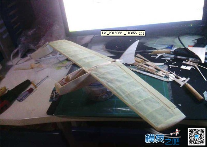 【孤雁航模】（转）无动力小鸟机完工---耗时两天。全重23g 电池,舵机 作者:北方的狼 1228 