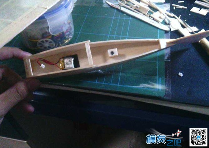 【孤雁航模】（转）无动力小鸟机完工---耗时两天。全重23g 电池,舵机 作者:北方的狼 4785 
