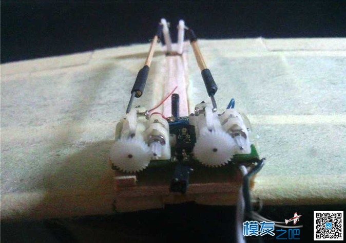 【孤雁航模】（转）无动力小鸟机完工---耗时两天。全重23g 电池,舵机 作者:北方的狼 1500 