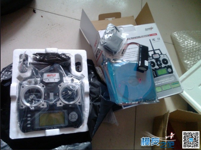 看看我刚入模时候的飞机吧 电池,遥控器,模拟器 作者:忘记秋天 6411 