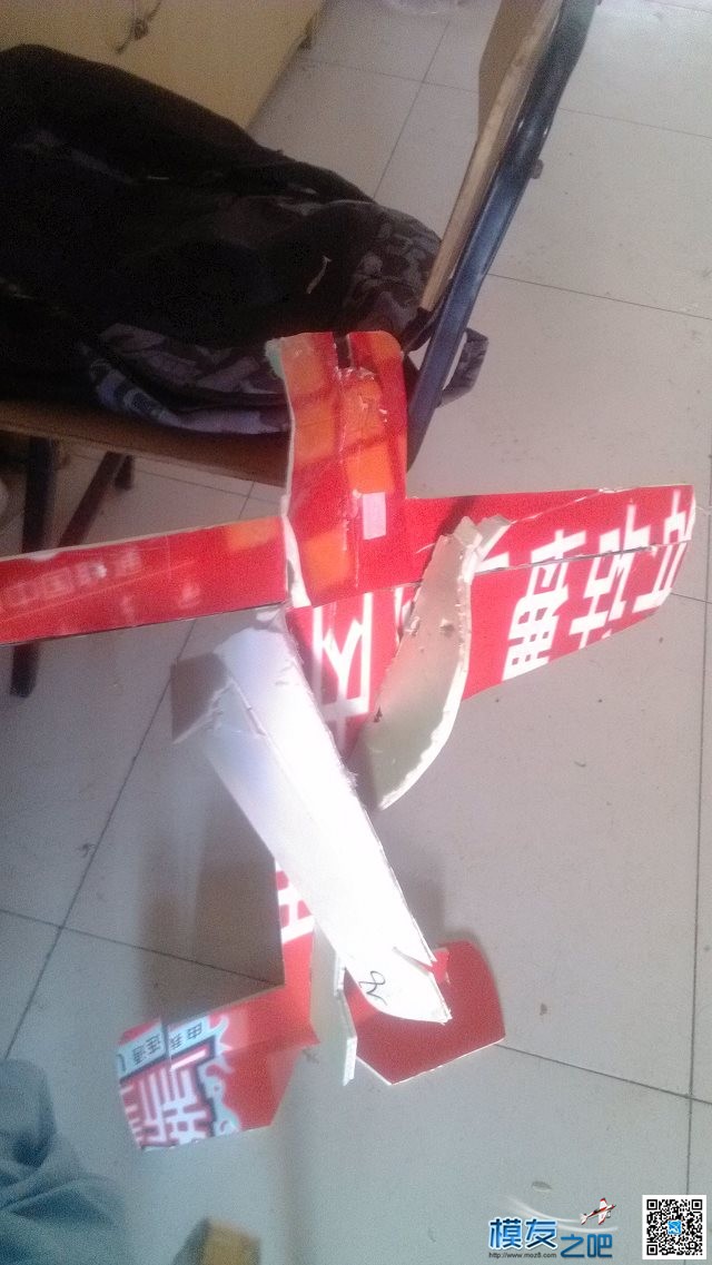看看我刚入模时候的飞机吧 电池,遥控器,模拟器 作者:忘记秋天 5704 